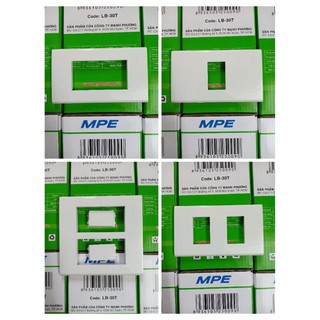 Công tắc ổ cắm điện MPE-A60- Nắp vừa hàng Panasonic-Wide