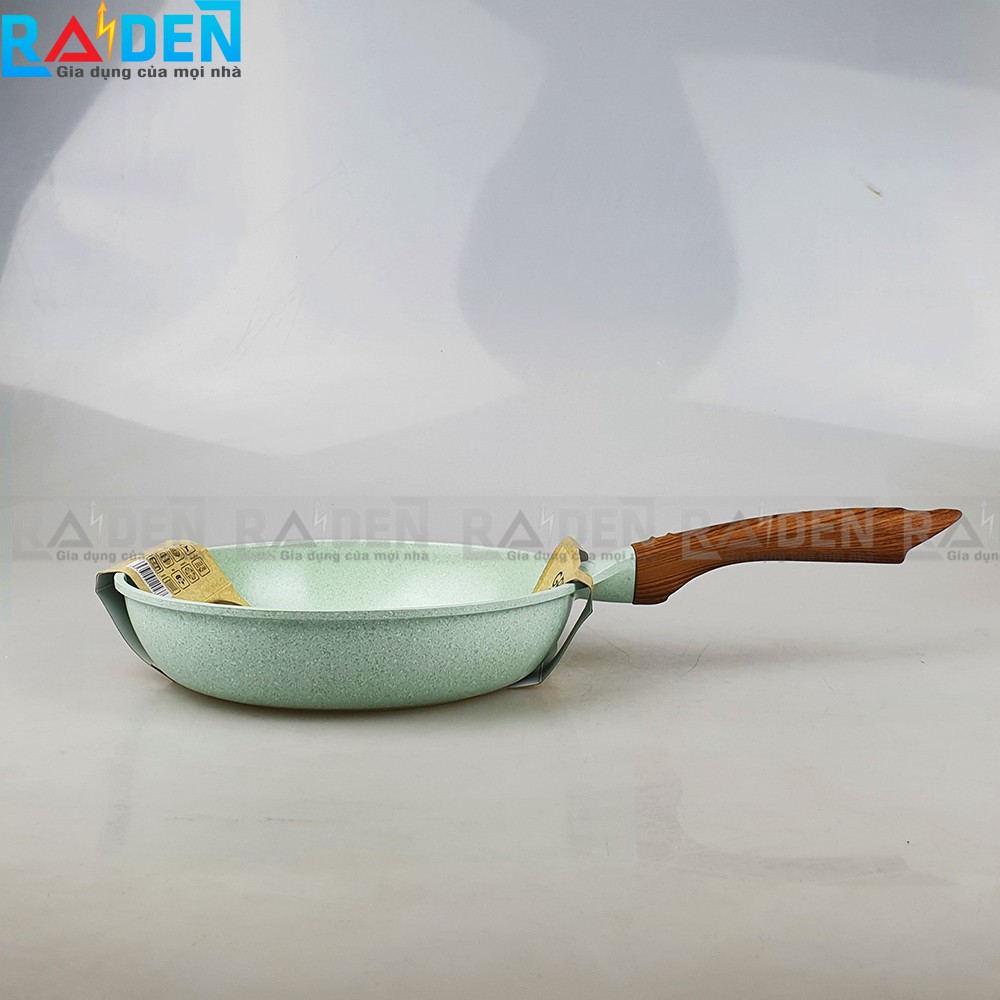 Chảo đúc men đá chống dính 7 lớp Greencook GCP06 chịu trầy xước tốt, dùng được tất cả các bếp