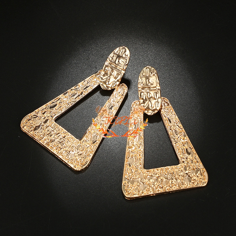 Bông tai hình tam giác phong cách cổ điển độc đáo cho nữ