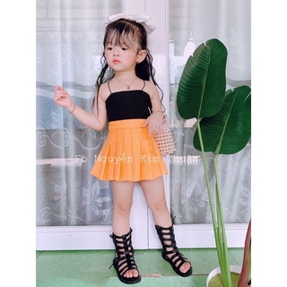 Sét áo dây và chân váy xếp li