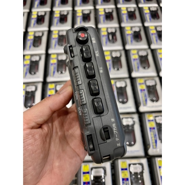 Máy nghe nhạc băng cassette Aiwa TP710