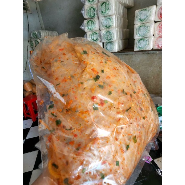 Bánh tráng trộn tôm vuông gói 500g Ngân Hà siêu rẻ