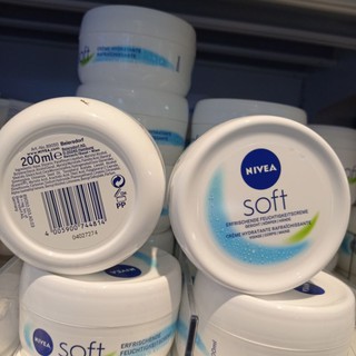 Kem dưỡng ẩm Nivea Soft Đức
