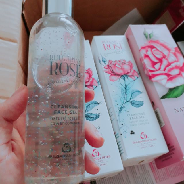 Gel rửa mặt Hoa Hồng Bulgari