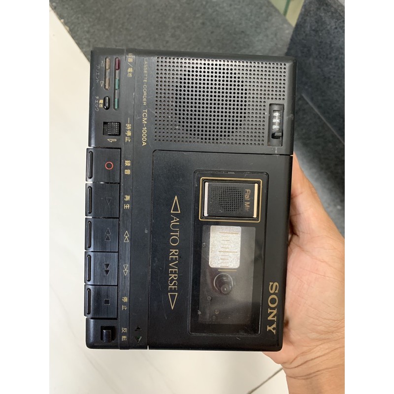 Máy nghe nhạc dùng băng casette sony tcm-1000A