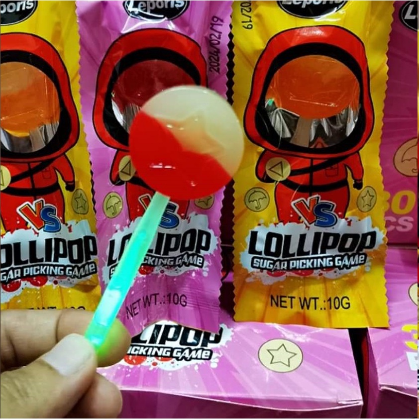 Kẹo mút trò chơi con mực squid game phát sáng kẹo halloween