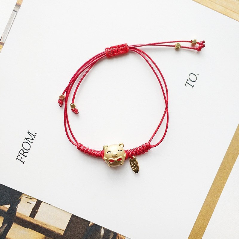 Vòng Tay Dây Đỏ Charm