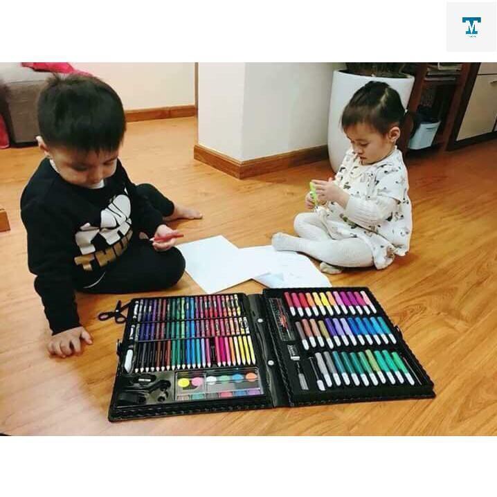 Hộp màu 150 chi tiết