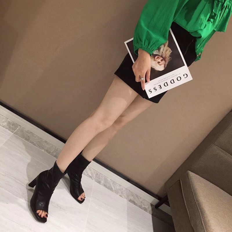 Bốt boot kẹp xỏ ngón da lì khoá sau gót trụ fullbox hàng quảng châu cao cấp