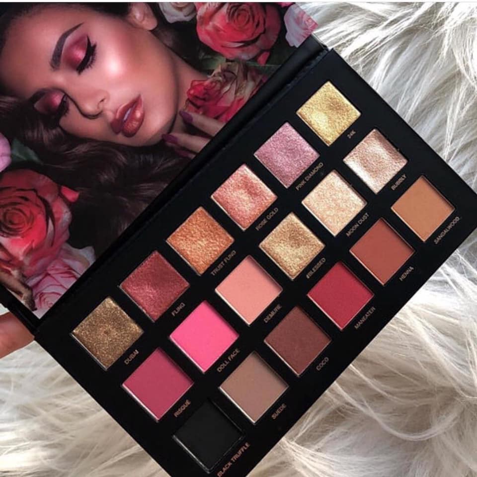 Bảng phấn mắt Huda Beauty Rose Gold Remastered eyeshadow palette