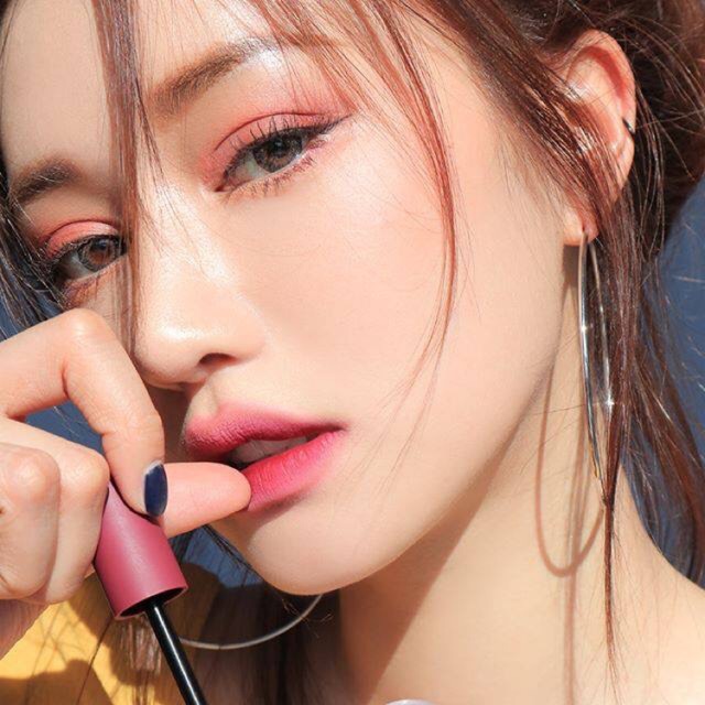 Son kem lì Hàn Quốc