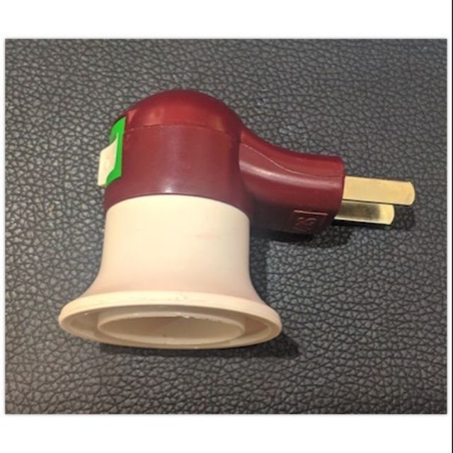 Đui đèn xoáy E27 có công tắc tiện lợi