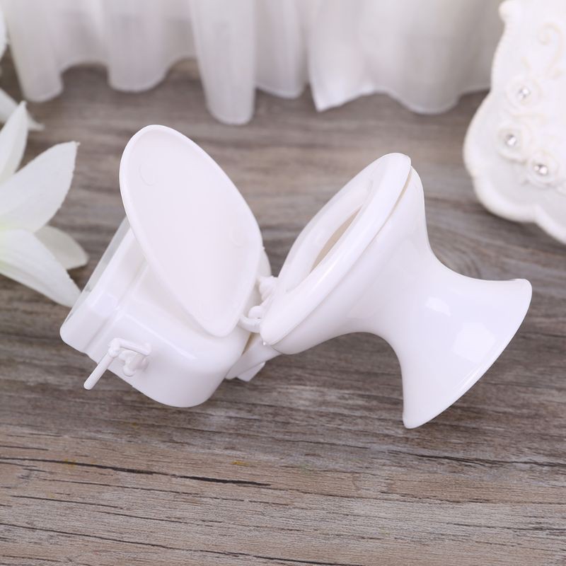 Mô Hình Bồn Cầu Mini Trang Trí Nhà Búp Bê