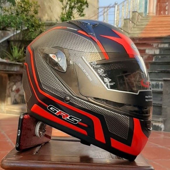 Kính thay thế mũ nón bảo hiểm fullface trùm đầu GRS A801K (Kính chính hãng GRS)