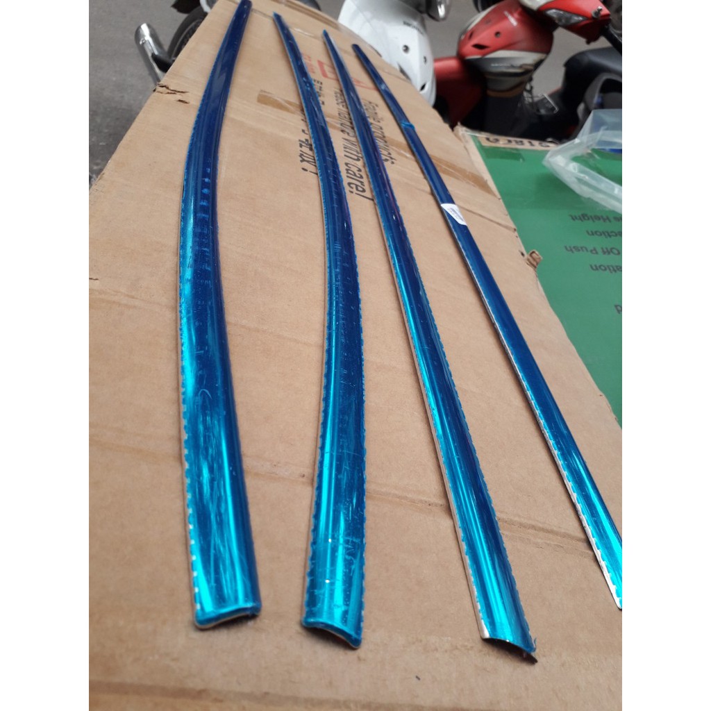 Bộ ốp nẹp viền chân kính Xe Toyota Vios form 2018 đến 2021