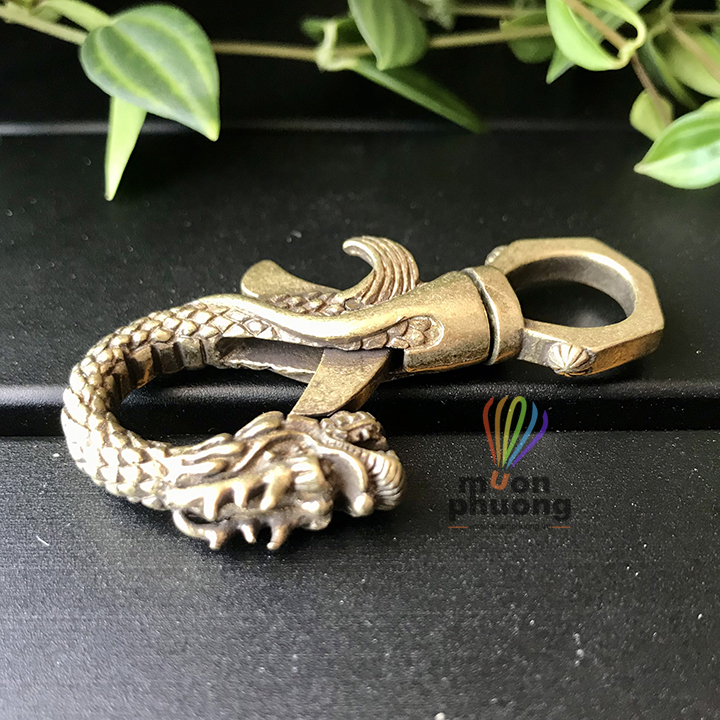 Móc khóa carabiner móc treo bằng đồng hình rồng kiểu cổ điển vintage retro - MUÔN PHƯƠNG SHOP