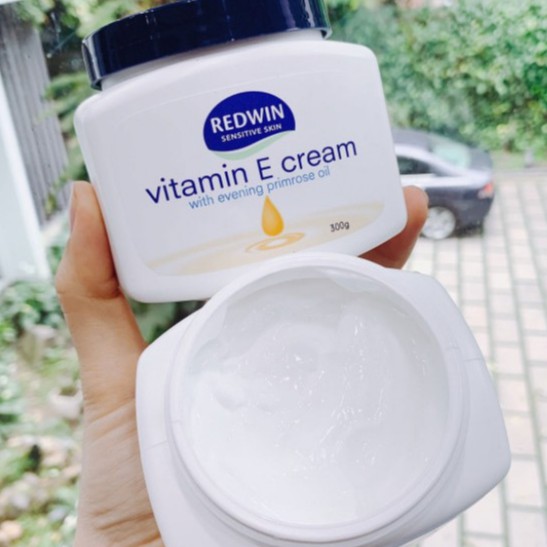 Kem dưỡng da mềm mịn REDWIN Vitamin E Cream