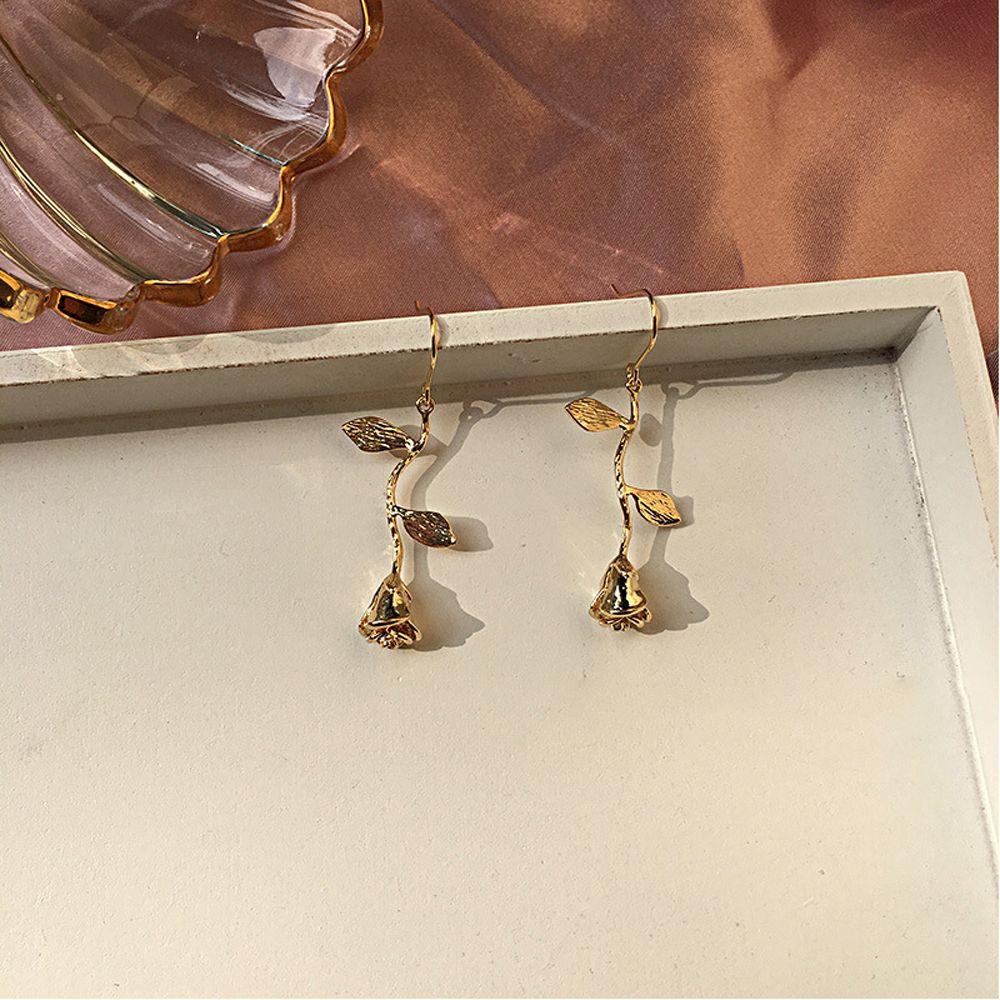 Khuyên Tai Kim Loại Dạng Vòng Lủng Lẳng Đơn Giản Thời Trang Cá Tính Cho Nữ