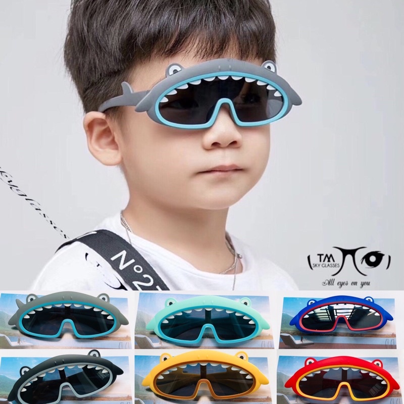 Mắt Kính Bé trai và gái hình Cá Mập -02 dẻo chống bể chống gãy cao cấp, chống tia cựa tím đáng yêu