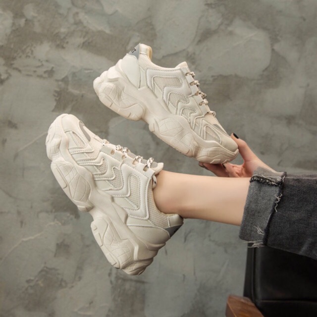 Giày sneaker đế độn 6cm