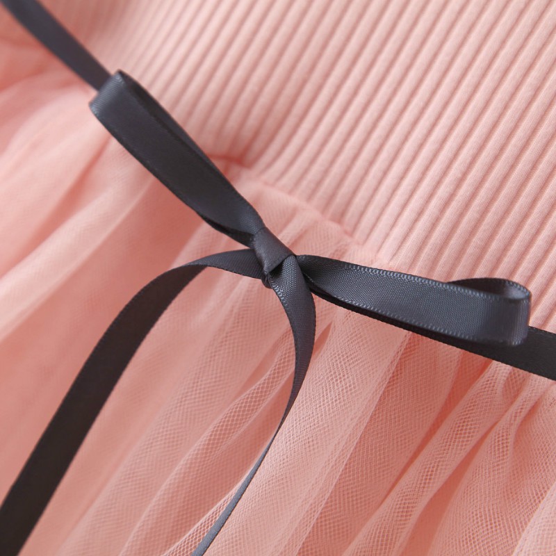 Đầm xòe dài tay in họa tiết con thỏ xinh xắn dành cho bé gái