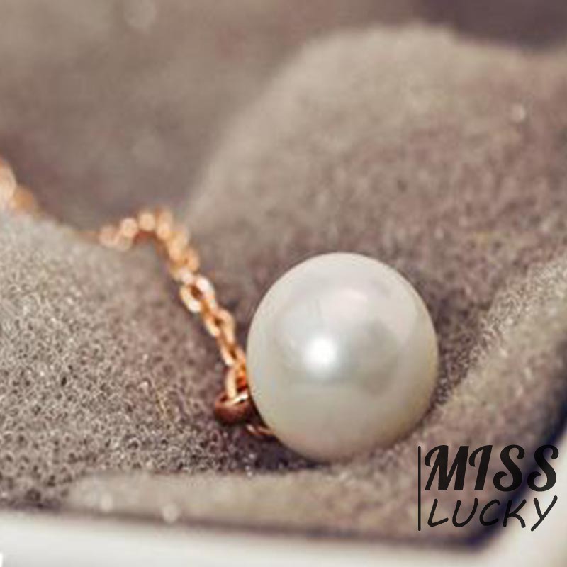 Dây chuyền kiểu dáng đơn giản thời trang dành cho bạn nữ