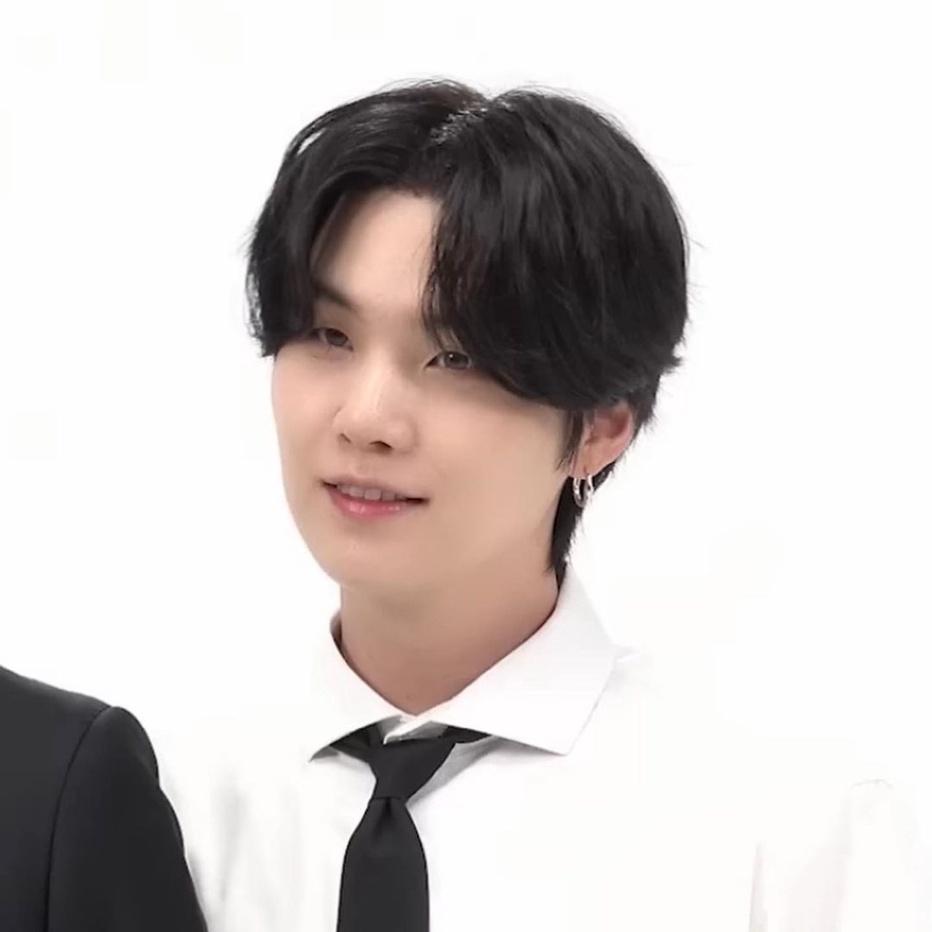 CHÍNH HÃNG KHUYÊN TAI FREYA JUSTLOVER SUGA BTS