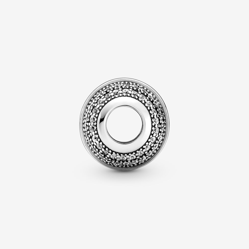 Vòng tay hạt charm logo Pave