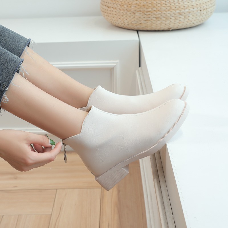 Boot Nữ Đế Bằng Cao 3cm Cổ Ngắn S127 Kem MK MAIKA | BigBuy360 - bigbuy360.vn