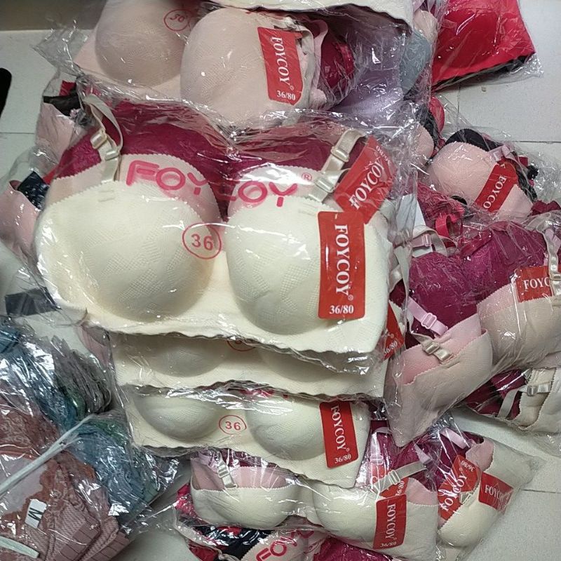SALE ÁO LẺ MÀU. chỉ 99k/ 4 áo su đệm bàn tay như hình