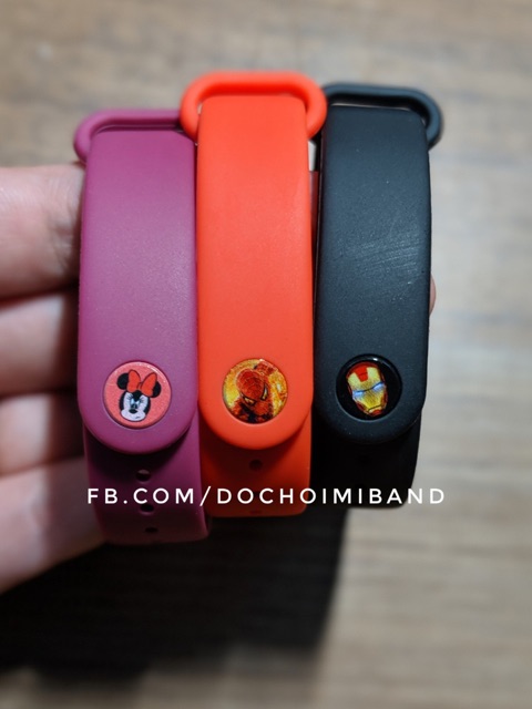 Dây cao su thay thế cho Miband 4 Mi band 4 - Nút Super man, Hải tặc, Spider man, One Piece