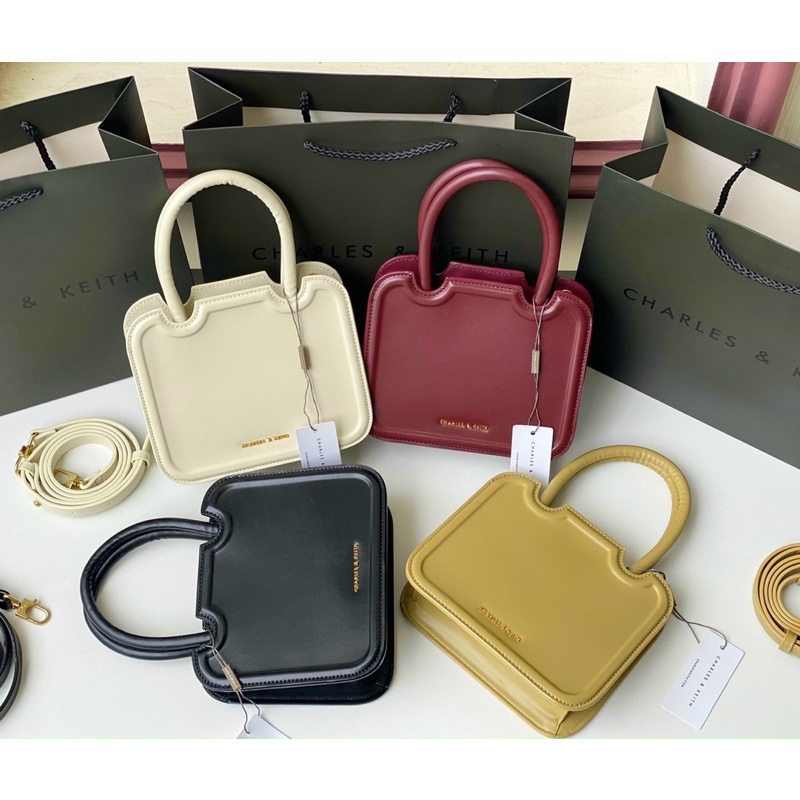 Túi Charles and kieth cầm tay ,đeo chéo gì cũng sang nè