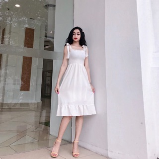 Váy 2 dây trắng