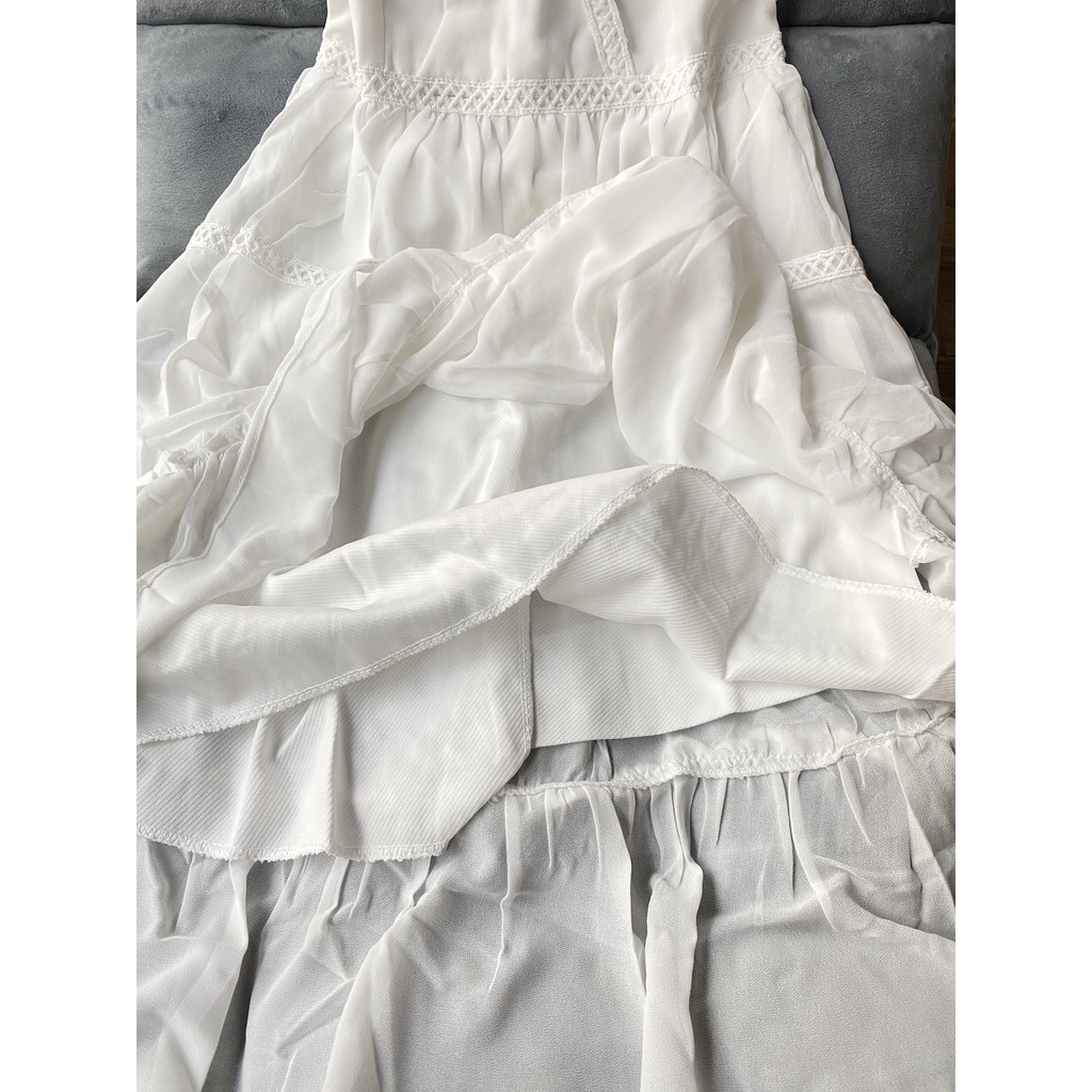 Đầm trắng dự tiệc cổ V phối ren đắp chéo váy may 2 lớp sang chảnh [vải loại một hàng store] | BigBuy360 - bigbuy360.vn