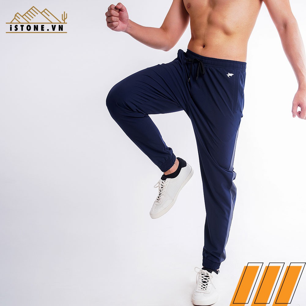 Quần jogger thể thao nam cao cấp Istone, vải gió chống nước co giãn chun gấu bó, cạp chun có dây rút | BigBuy360 - bigbuy360.vn