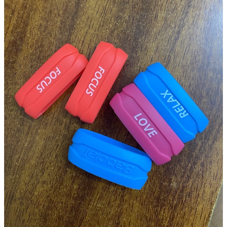 THUN GIỮ CÁN VỢT NHIỀU MÀU