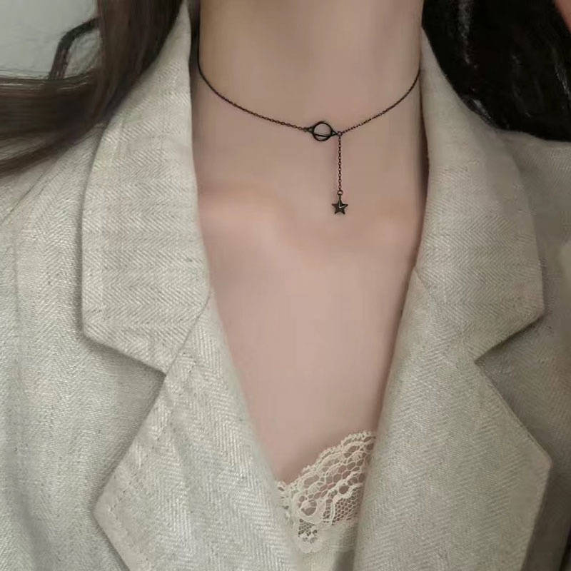 Vòng cổ Mặt Ngôi Sao Màu Đen Đơn Giản Phong Cách Hàn Quốc
