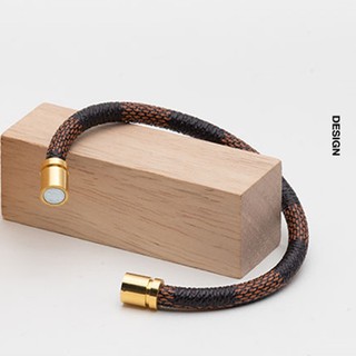 Vòng Tay Da Khóa Nam Châm Chất Lừ Phong Cách zan10
