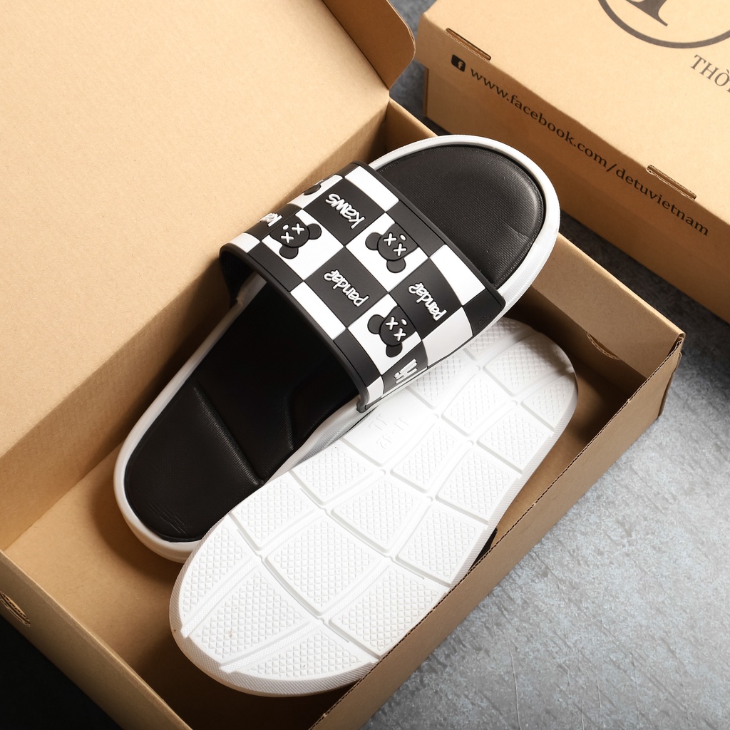 Dép Quai Ngang Unisex DETU DNT2 Họa Tiết KAWS (Đen / Đen)