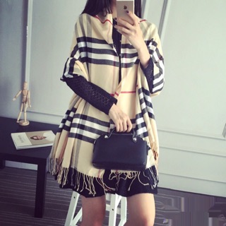 Khăn choàng cổ Burberry đẳng cấp