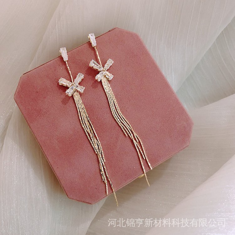 Khuyên Tai Dáng Dài Mạ Bạc 925 Hình Bướm Phối Tua Rua Cao Cấp Thời Trang Dành Cho Nữ