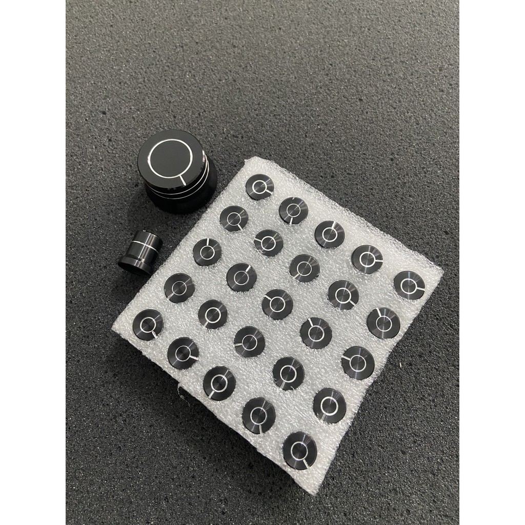 Bộ 26 nút nhôm đen amply có viền nút chụp volum amply đẹp