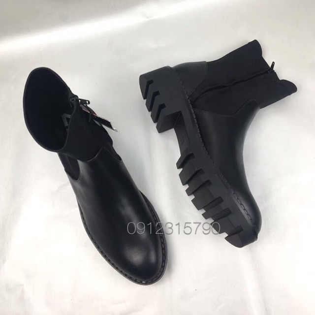 Ankle boot zArA brand . Ảnh thật