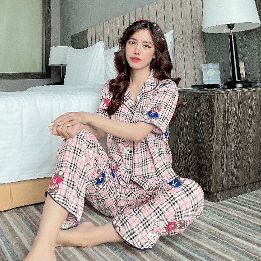 Đồ Bộ Pyjama Tay Cộc Quần Dài Lụa Mặc Nhà Đẹp Mát Mẫu Mới🎀Giảm 10K Đơn 200K | BigBuy360 - bigbuy360.vn