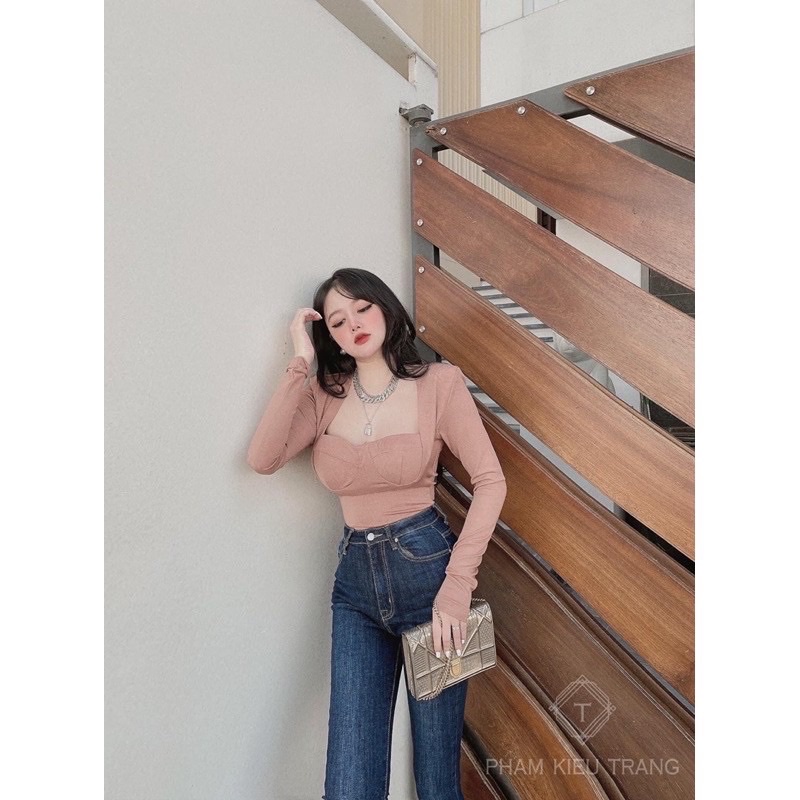 Áo cup ngực bệt vai