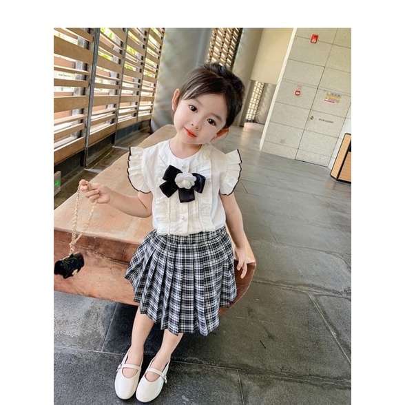Xả Set áo hoa trà cv kẻ cho bé gái
