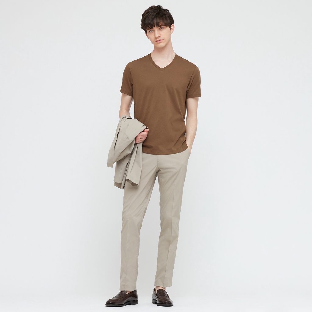 Áo thun UNIQLO Nam/Nữ cổ V ❤️