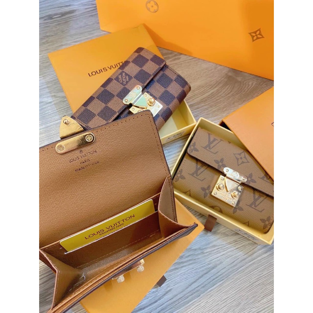 Ví L.v ngăn có hộp xinh