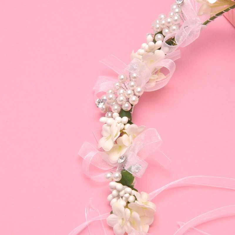 Vòng hoa đội đầu sang trọng quý phái cho cô dâu