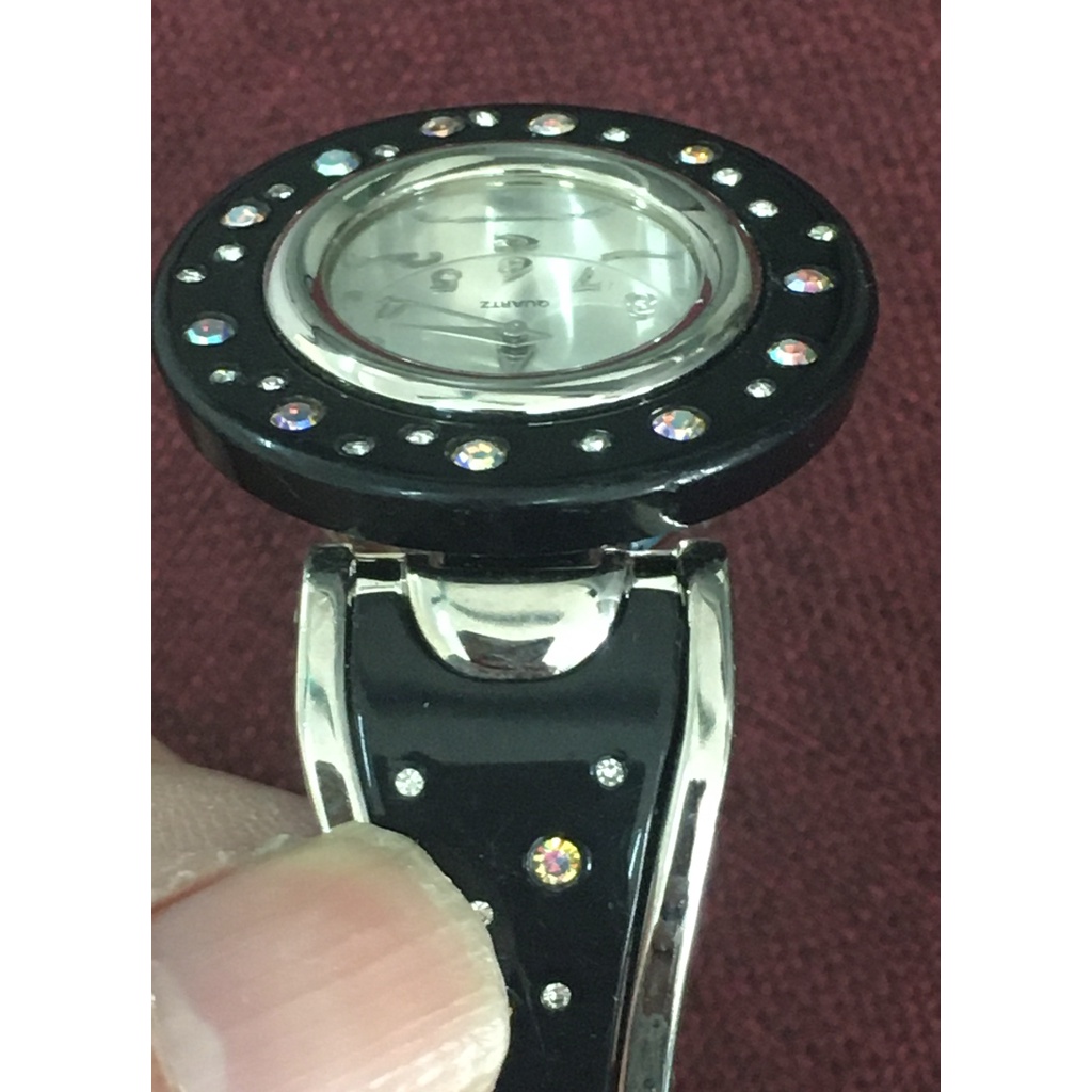 Đồng hồ nữ hiệu Liebe của Nhật , mới size 33mm